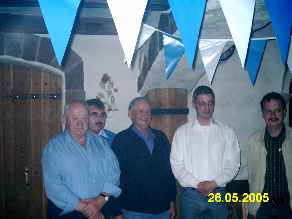 s04_005.jpg